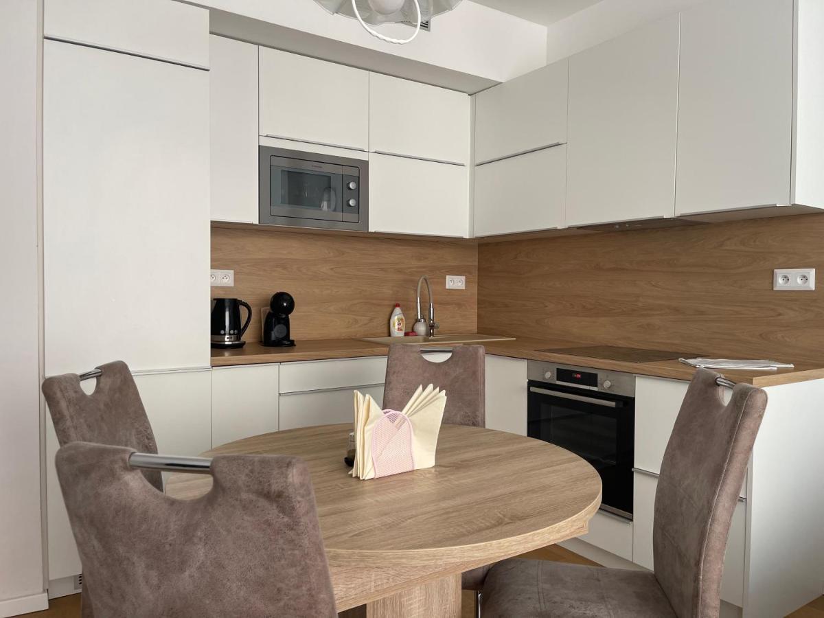 Sag Sky Park Residence Free Parking And Wi-Fi 브라티슬라바 외부 사진